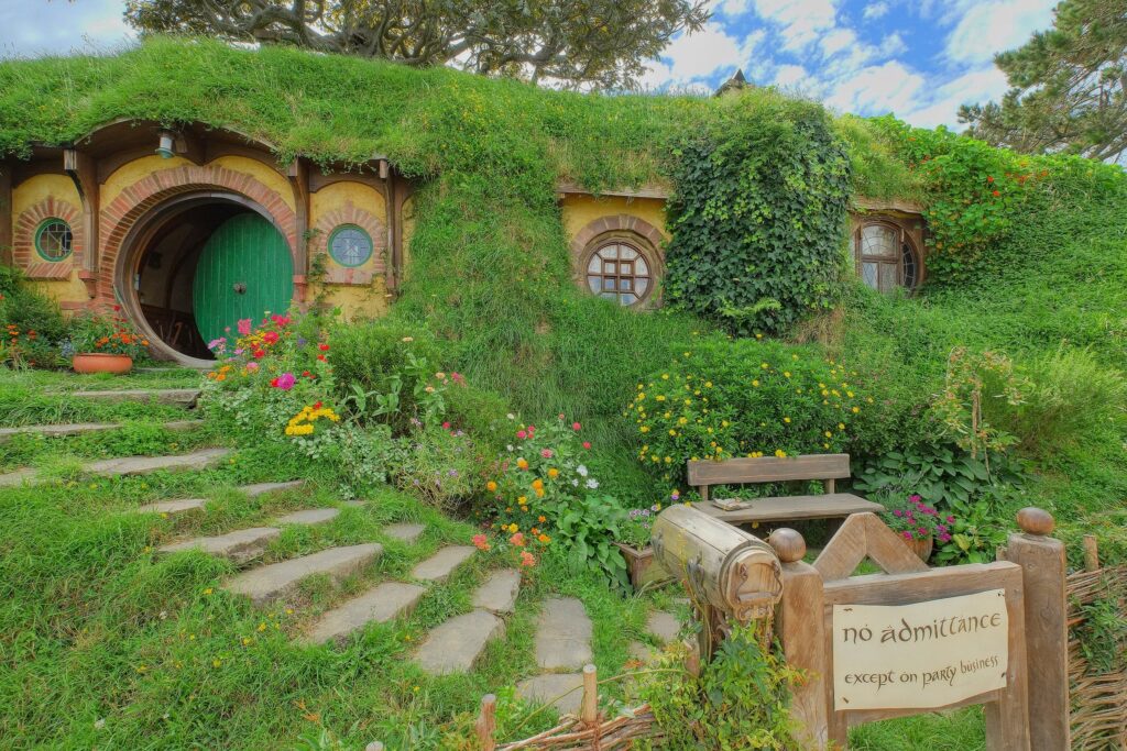 Auckland to Hobbiton Movie Set